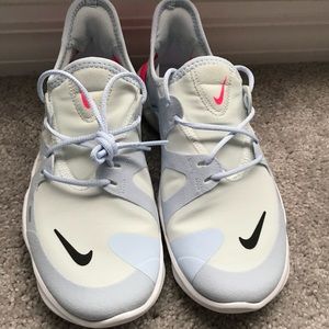 Nike Free Running Sneakers
